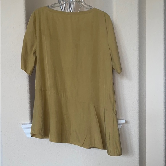 Eileen Fisher Women's Asymmetrical Olive Green Top Size M - Picture 3 of 11